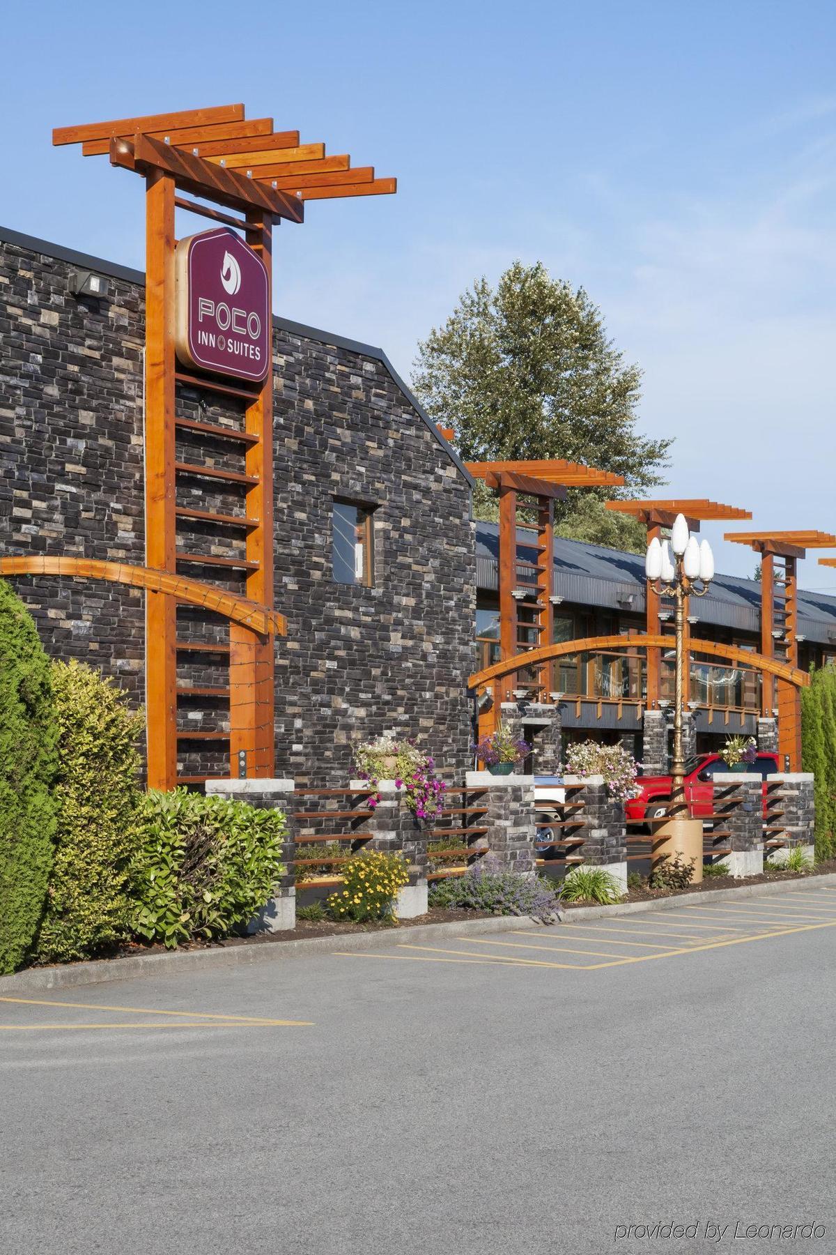 Poco Inn And Suites Hotel And Conference Center Port Coquitlam Exterior foto